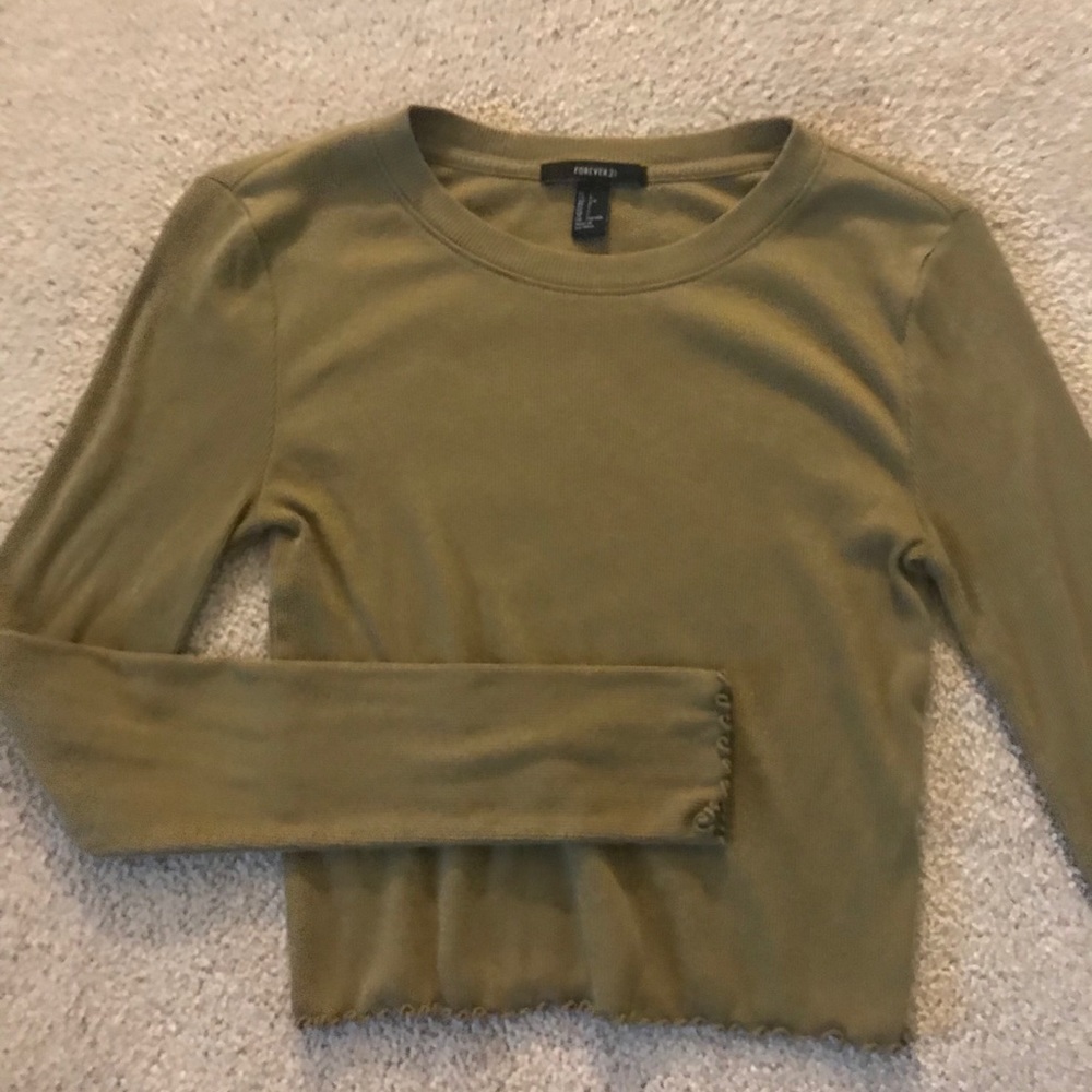Forever 21 Longsleeved crop top